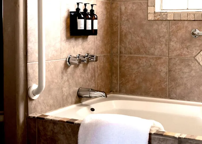 Secluded Designer Cottage - Sedona Wine Trail Pensión Cottonwood
